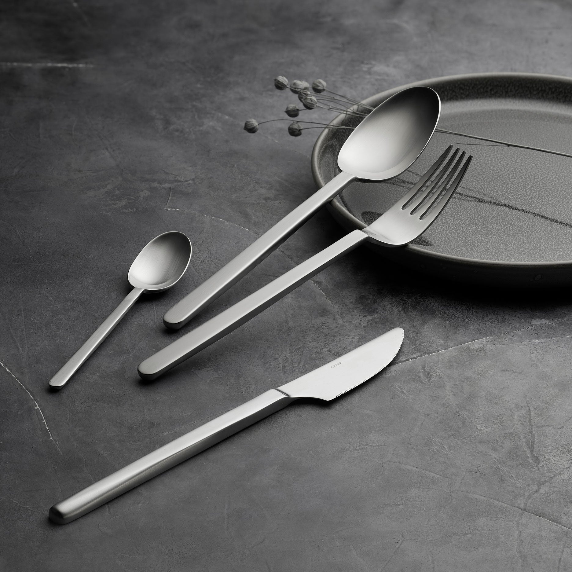 Norm Besteckset 16-teilig mattes Stahl