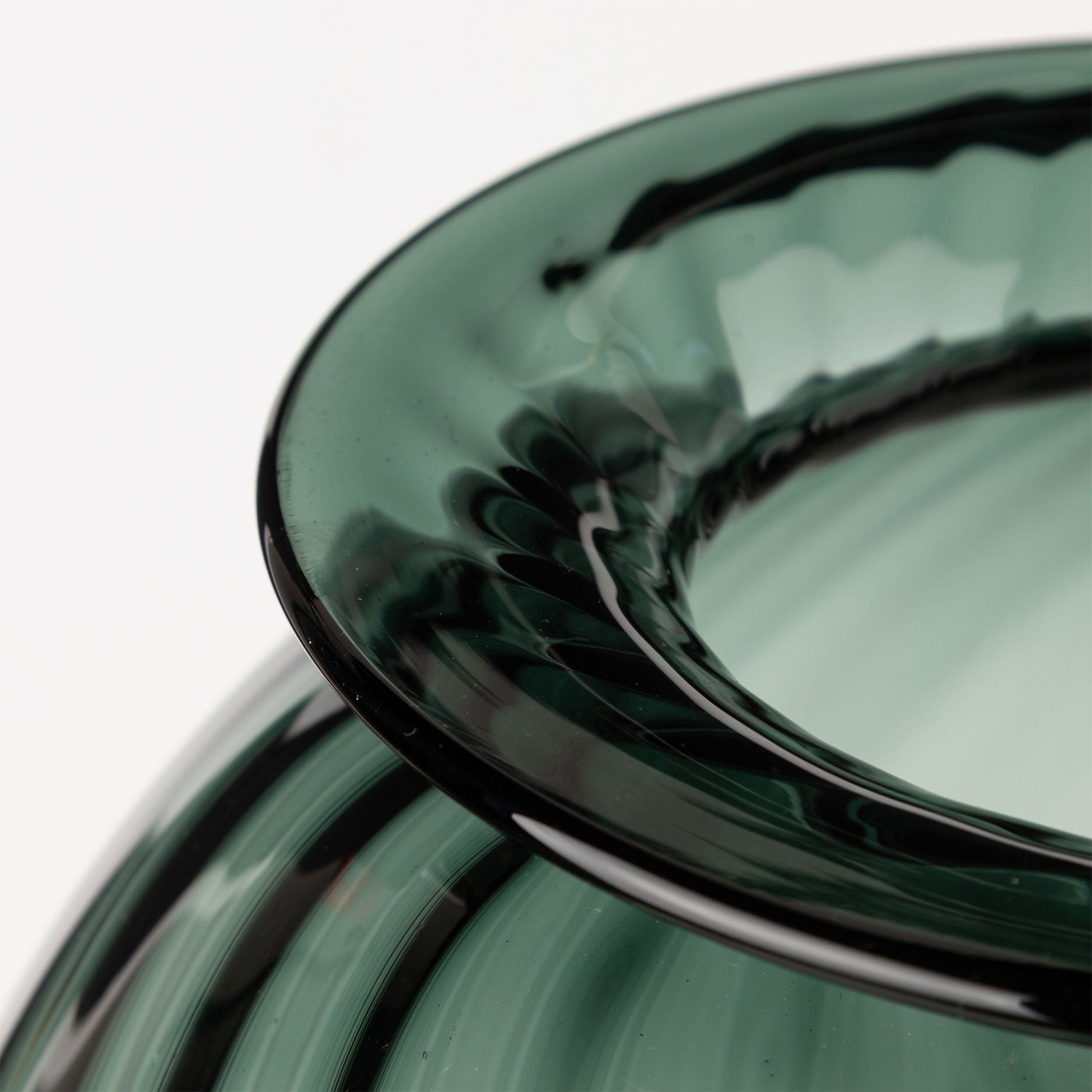 Twist vase I