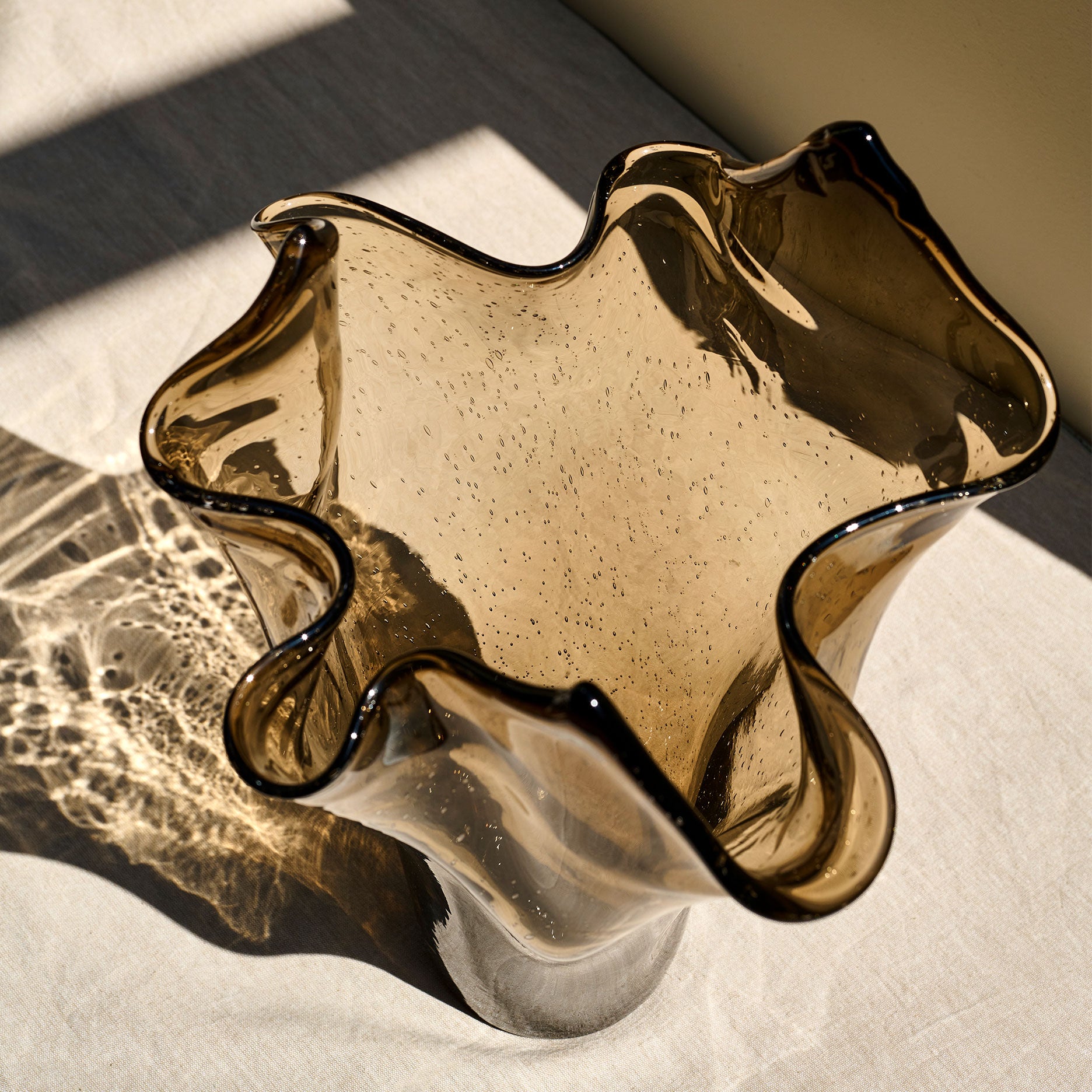 Flower bubbles vase
