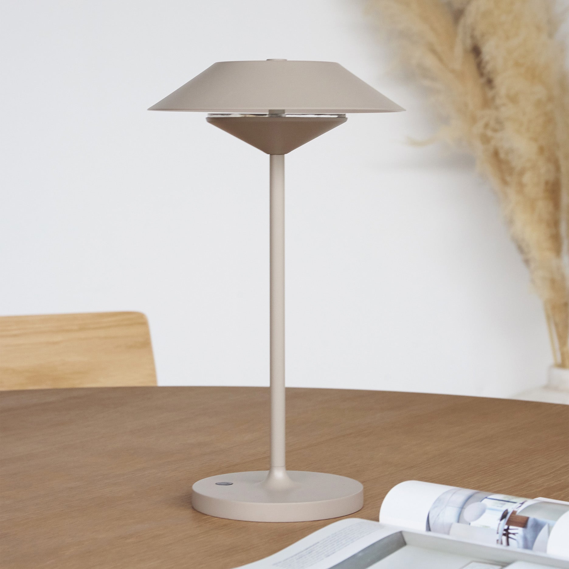 Sun LED bordlampe