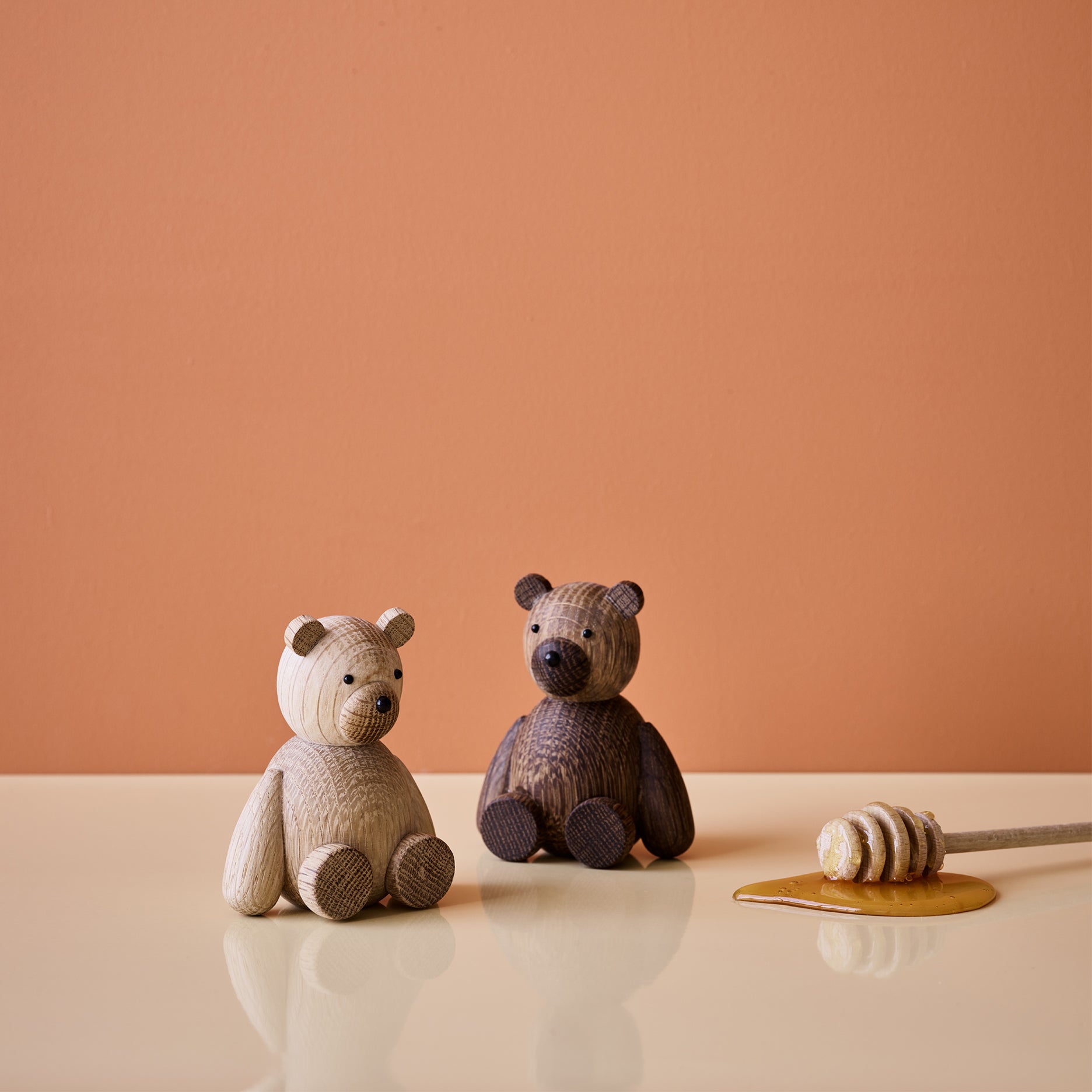 Teddy, smoked oak