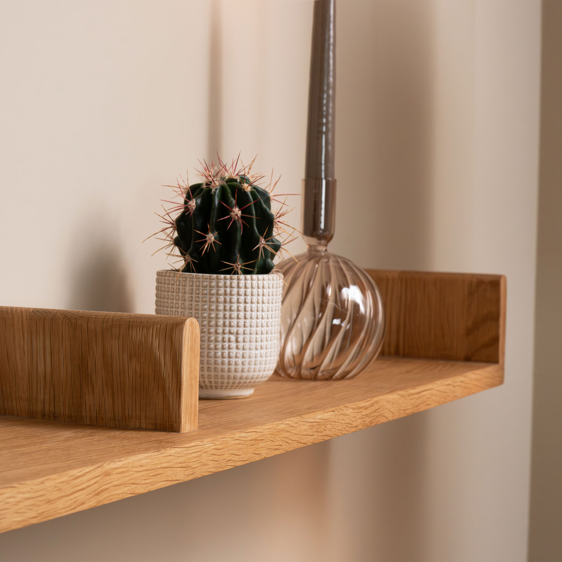 Keeper II U hylde olieret egetræ L140 cm