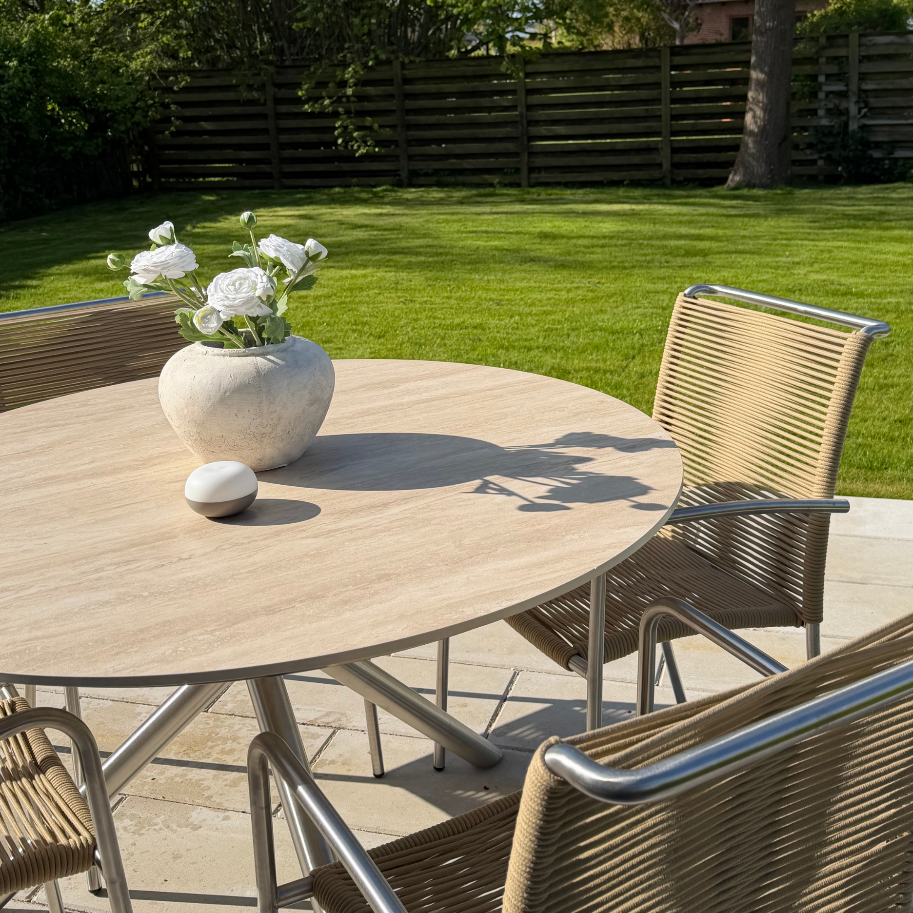 Travine spise/havebord